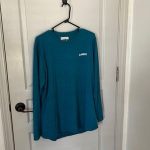 Women’s long sleeve shirt.